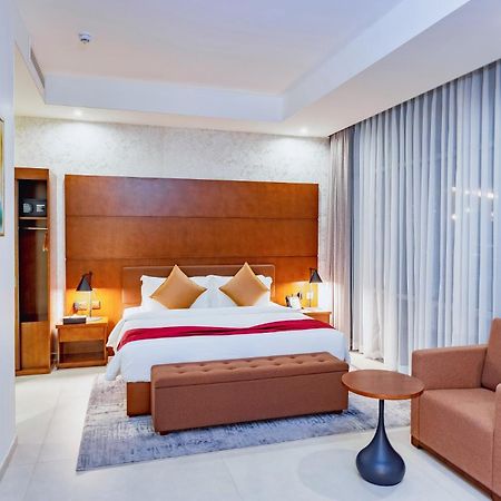 Alisa Hotel Tema Bagian luar foto