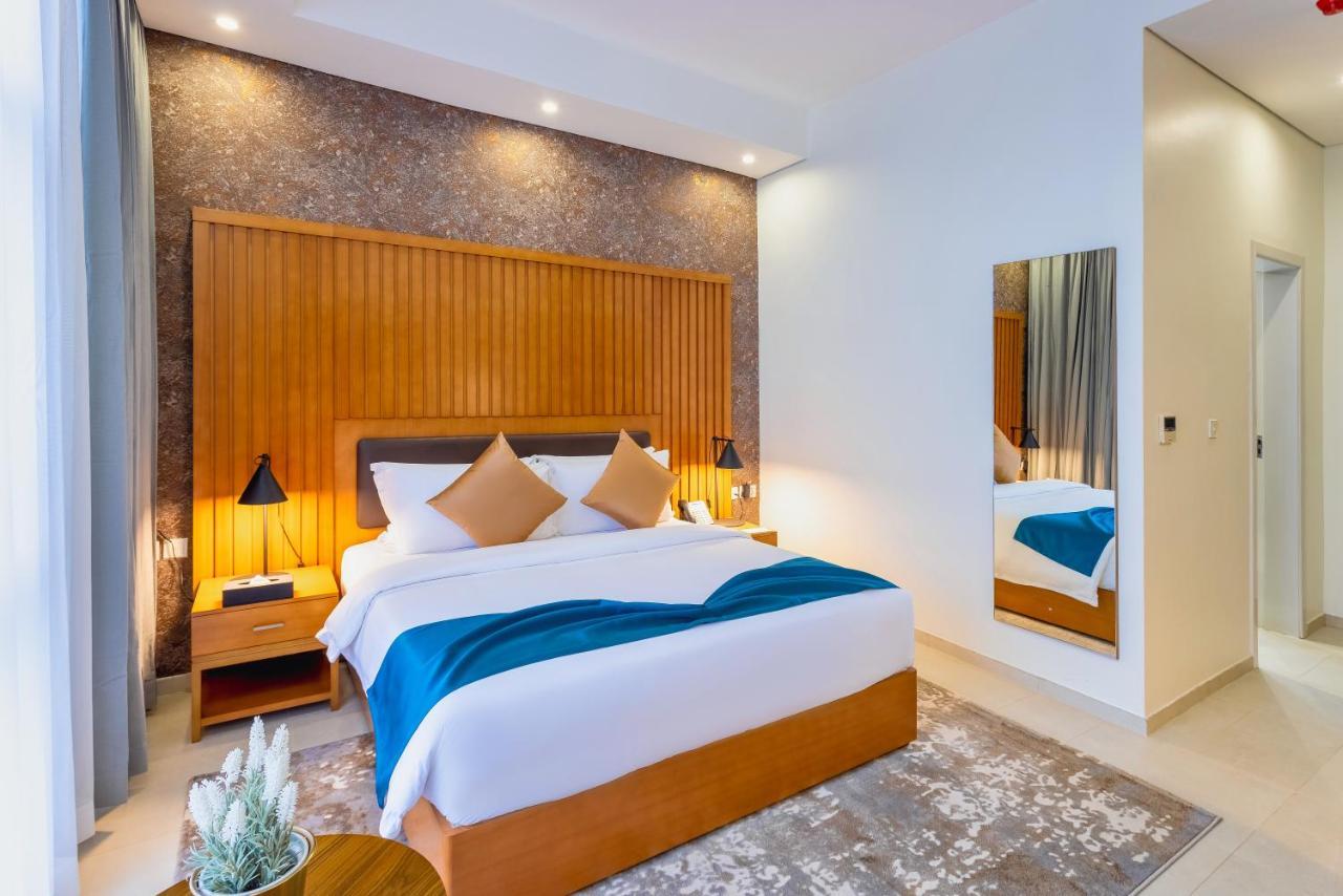 Alisa Hotel Tema Bagian luar foto