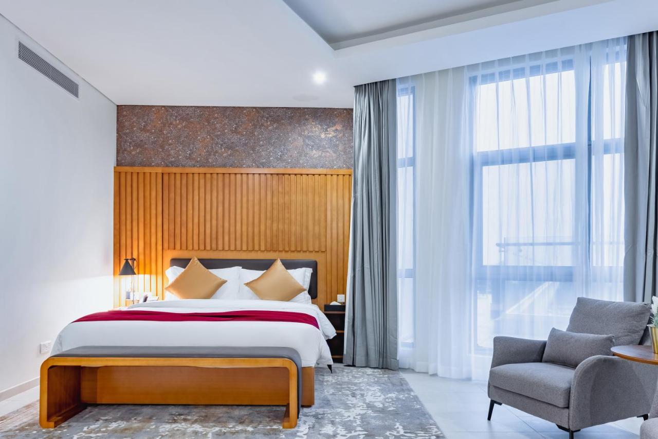 Alisa Hotel Tema Bagian luar foto