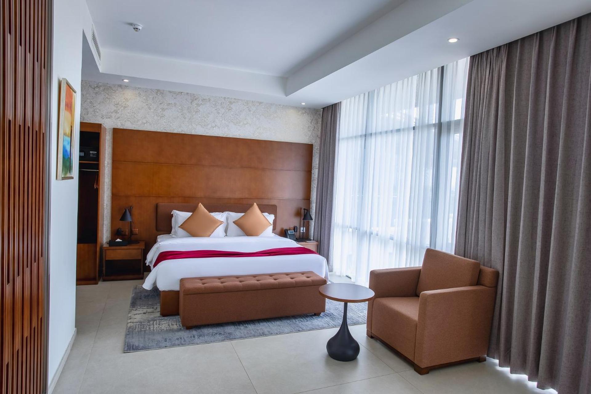 Alisa Hotel Tema Bagian luar foto